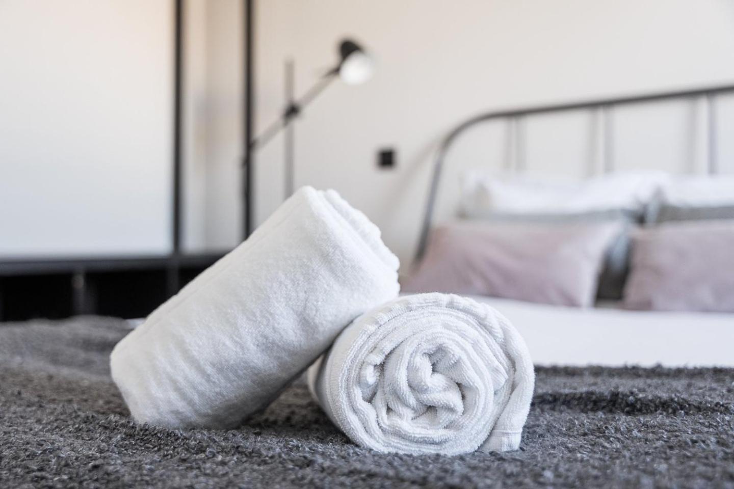 Guestready - Quental Wallpaper Near Marques Square OOporto Exteriör bild