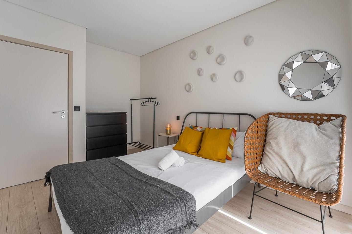 Guestready - Quental Wallpaper Near Marques Square OOporto Exteriör bild