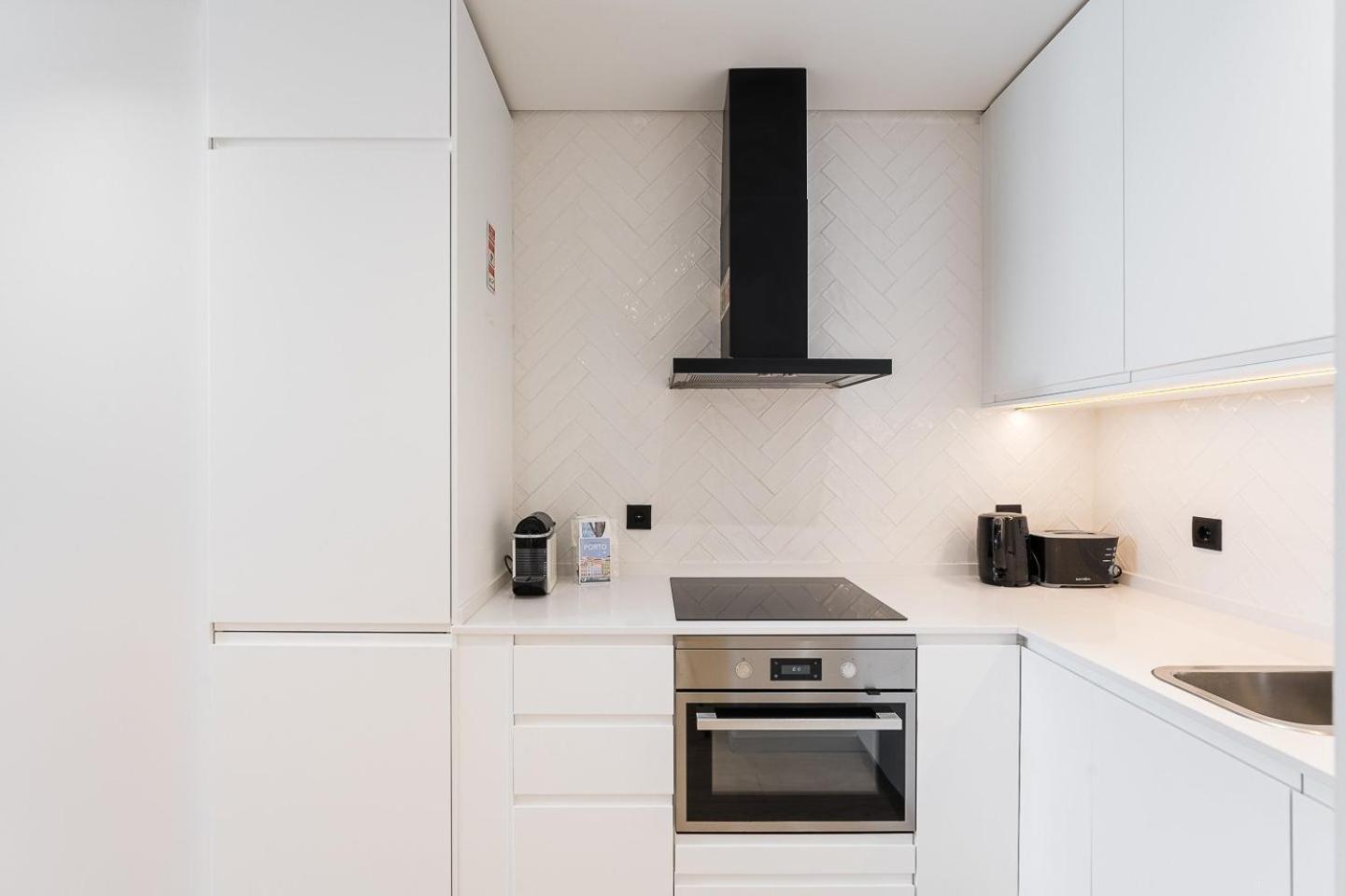 Guestready - Quental Wallpaper Near Marques Square OOporto Exteriör bild