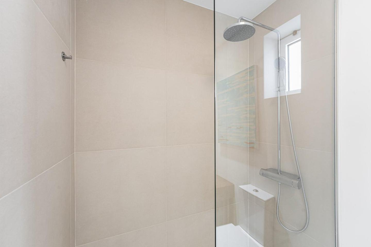 Guestready - Quental Wallpaper Near Marques Square OOporto Exteriör bild